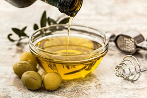 Olive oil for removing face paint